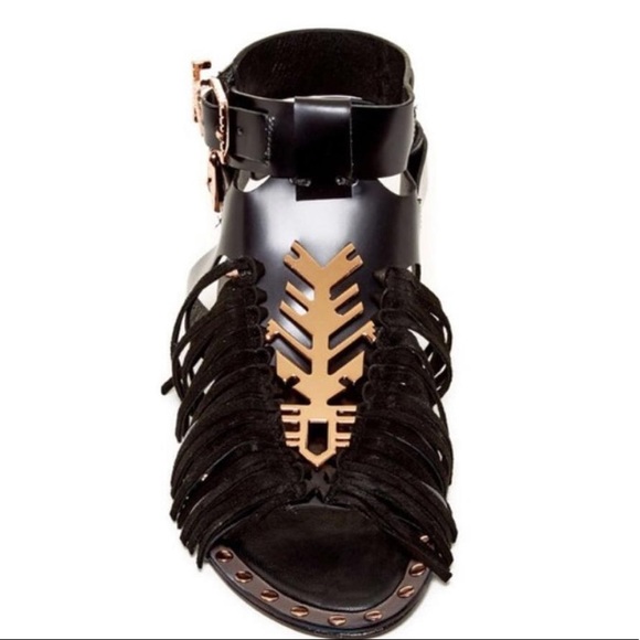 Beautiful and Rock Ivy Kirzhner Fringe Sandal. NWB - Picture 3 of 8